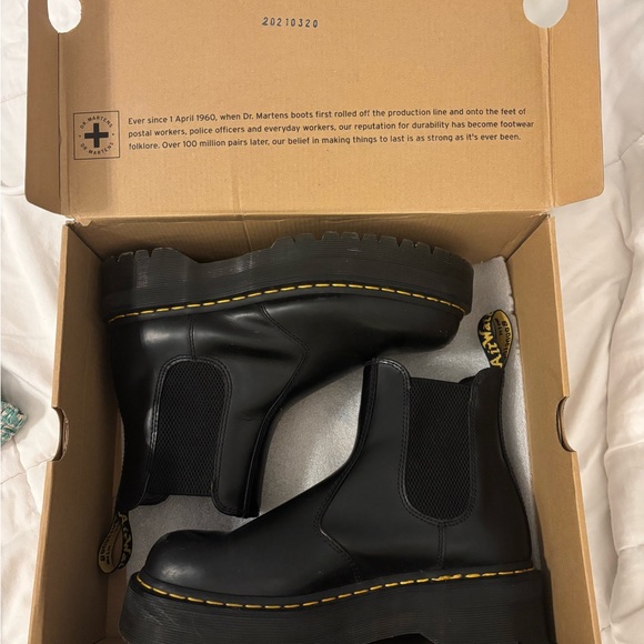 Dr. Martens Black Chelsea Boots - Picture 3 of 6